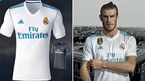 The home shirt features more white than last season with three blue stripes along the shoulders, which are supposed to represent the sky of the spanish capital. Real Madrid Unveil 2017 18 Home Kit Marca In English