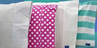 pillowcase makes sleeping with wet hair