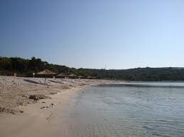 The sakarun beach, also named saharun beach, is located on dugi otok island, about 1.5 hours by in this travel guide we give you all the important information about sakarun beach on dugi otok. File Sakarun Dugi Otok Jpg Wikimedia Commons