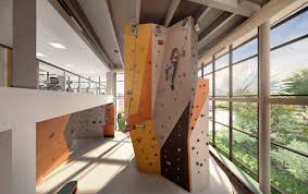 These walls are made of fiberglass reinforced plastic, which offers incredible durability, impact, damage and abrasion resistance, while making the walls. Lake Nona Performance Club Spotlight On Rox Climbing Gym At Lake Nona Performance Club