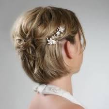 You don't have to grow out your hair or get extensions for a romantic wedding hairstyle. 50 Superb Wedding Looks To Try If You Have Short Hair Hair Motive Hair Motive