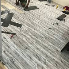 Get the laminate flooring you want now. Jual Lantai Vinyl Flooring Vinyl Laminate Flooring Modern Kab Tangerang Interior Alica Tokopedia