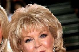 She was born on april 2, 1945 and her birthplace is australia. Patti Newton Wife Of Tv Personality Bert Newton Abc News Australian Broadcasting Corporation