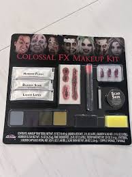 nip colossal fx makeup kit by fun world