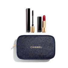 chanel makeup bag