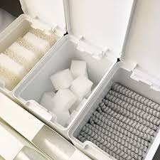 100均 ニトリ 無印良品 収納上手さんたちに学ぶ お掃除グッズ収納特集 folk konmari kuche minimalismus