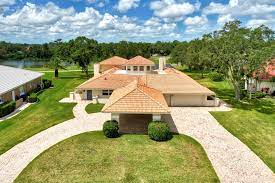 palm aire country club golf course home