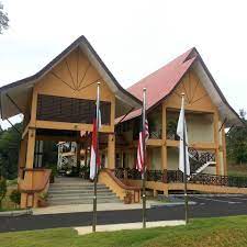 It is located in bandar tun razak. Kraftangan Malaysia Kompleks Kraf Melaka