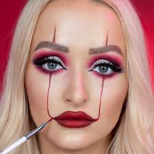 clown makeup tutorial for halloween