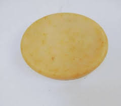Chickpea or gram flour (besan) is another natural humectant for moisturizing skin that creates a water attracting barrier on the surface of the skin. Lyencoco Green Gram Flour Bath Soap Price In India Buy Lyencoco Green Gram Flour Bath Soap Online In India Reviews Ratings Features Flipkart Com