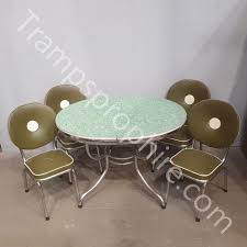 green american diner set table and