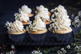 vanilla cupcakes with ercream