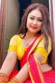 Private video of Bhojpuri actress Priyanka Pandit is becoming fiercely  viral on social media भोजपुरी ऐक्ट्रिस प्रियंका पंडित का प्राइवेट वीडियो  सोशल मीडिया पर जमकर हो रहा वायरल