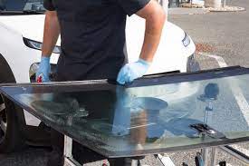 Auto Glass Windshield Replacement