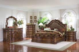 You can furnish your bedroom with luxury furniture at a fraction of the cost without loosing the quality. Pulaski San Mateo Sleigh Bedroom Set Special