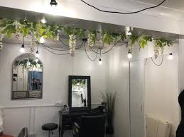 beauty room avaliable in barbican salon