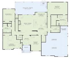 Ranch House Plan 3 Bedrms 2 5 Baths