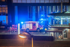 Das hochhaus wurde evakuiert und ist nach. Grossbrand Im Chempark Leverkusen Kolnische Rundschau