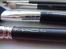 how to spot fake mac brushes you