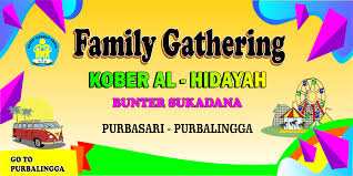 contoh desain banner family gathering