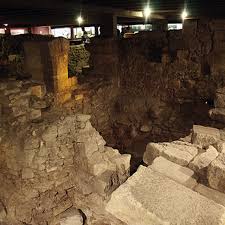 paris archaeological crypt of notre