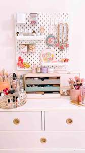 10 makeup organizer ideas to streamline