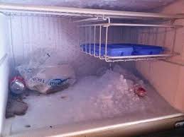 Tủ lạnh đọng tuyết phía dưới