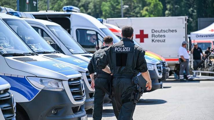 Polizei findet Leiche von Säugling in Baden-Württemberg – Mutter verhaftet