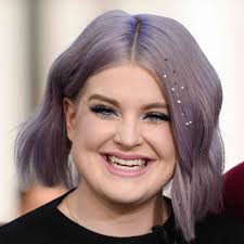 4.0.2 kelly osbourne short layered haircuts to watch out for in 2017 short layered haircuts may come in many styles, but the chic and sassy look always shows up in any of the variants. 25 Bridesmaid Hairstyles For Short Hair
