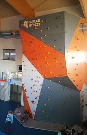 design and construction of climbing walls