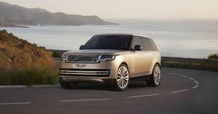 2022 range rover redesigned to reflect