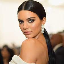 November 3, 1995) is a model and tv personality who is featured on jenner is the eldest daughter of bruce jenner and kris jenner. Kendall Jenner News Tips Guides Glamour