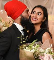 Punjabi fashion designer who is recognized for her affiliation with the company jangiiro. Gurkiran Kaur Sidhu Instagram Jagmeet Singh Wife Age Birthday Wiki Bio