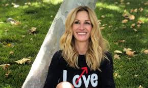 Julia fiona roberts (born october 28, 1967) is an american actress and producer. Julia Roberts Makes Surprising Confession About Her Three Children Hello