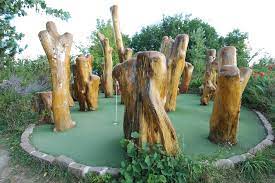 Big Stone Mini Golf Sculpture Garden
