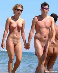 Attraktives Nudisten Paar - FKK Bilder und Fotos