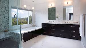 Bath medicine cabinets are very popular among interior decor enthusiasts as they allow for an added aesthetic appeal to the overall vibe of a property. Pl Series Robern