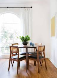 how to style your dining table for