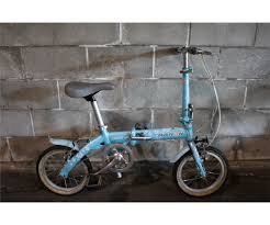 Although the brompton weighs in heavier than some of these dahon, tern bikes, but because it fold more compactly, might be easier and feel lighter to carry. Blue Dahon Bya 14 1 Speed Folding Bike