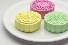 what-happens-if-you-eat-too-much-mooncake