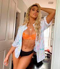 TikTok star Lele Pons accused of animal cruelty over clip of pet crocodile  with its mouth taped shut | The US Sun