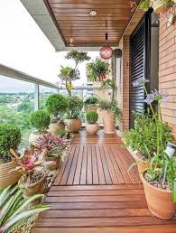 apartment balcony garden