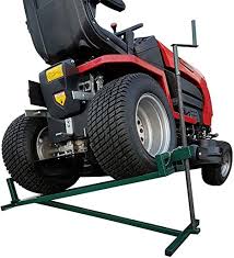 Here are some easy steps to tackle the job. Bms Lawn Mower Lifter 400kg Lifting Device Ramp Ride On Mower Garden Tractor Jack Amazon Co Uk Garden Outdoors