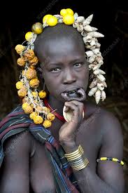 young mursi without lip plate