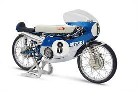 suzuki racing motorcycle has 14 gears