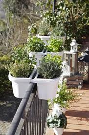 Due to their special structure, they are incredibly durable ideas for outdoor decorations. 20 Diy Railing Planter Ideas For Balcony Gardeners