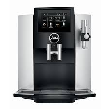 Auto pause & serve to pour a cup during brew cycle. Jura S8 Automatic Coffee Machine Sur La Table
