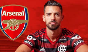 Arsenal's mesut ozil travelling to istanbul, confirms fenerbahce transfer. Flamengo Arsenalcore
