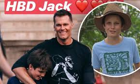 Watch tom brady throw a touchdown to his oldest son jack in rare family video. Tom Brady Sends Sweet Message To Look A Like Son Jack For His 12th Birthday Daily Mail Online