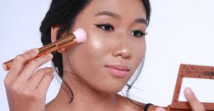 how to use highlighter for makeup in 4